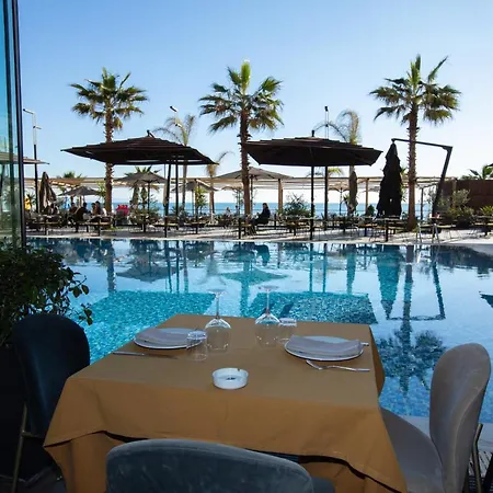 Royal G Hotel & Spa-3